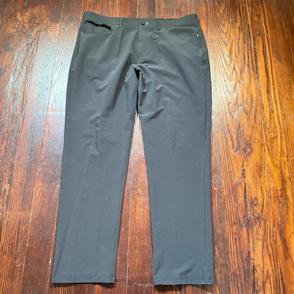 Public Rec‎ Pants Mens 40x32 Black Dealmaker Straight Leg Stretch Tech Chino EUC